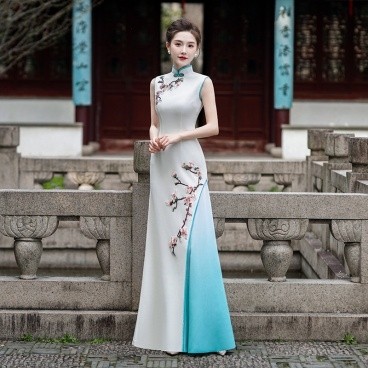 Sleeveless Embroidered Slit Cheongsam Dress