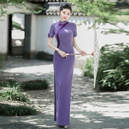 Elegant Slit Cheongsam Dress with Sequin
