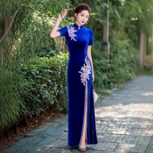 Floral Embroidered Cheongsam